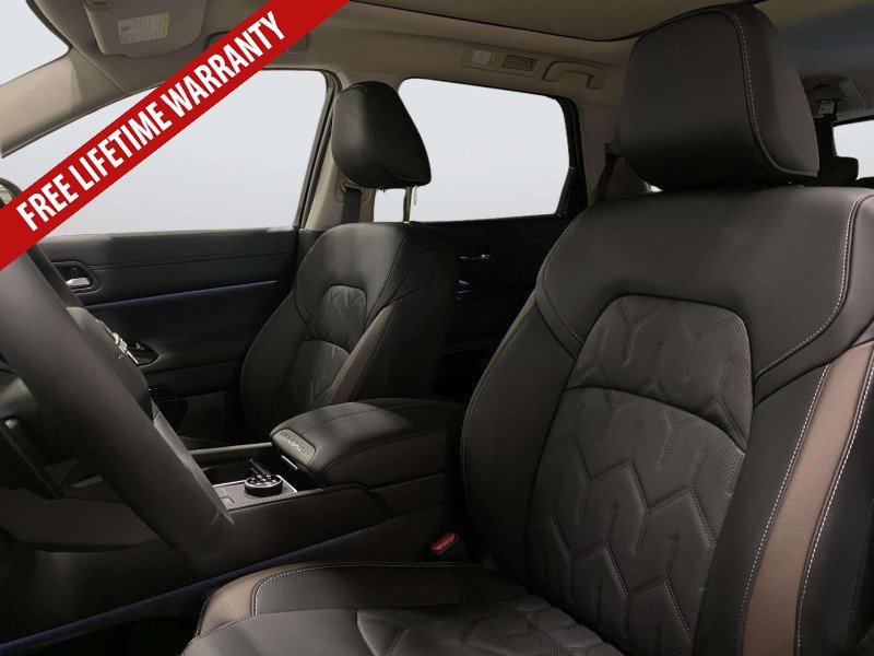 New 2026 Nissan Pathfinder Platinum w/ Cargo Package AWD/4WD image 29