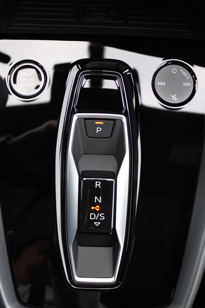 New 2026 Audi A3 2.0T Premium image 32