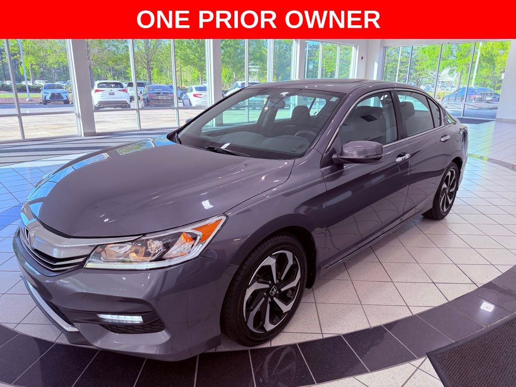 Used 2016 Honda Accord EX image 3