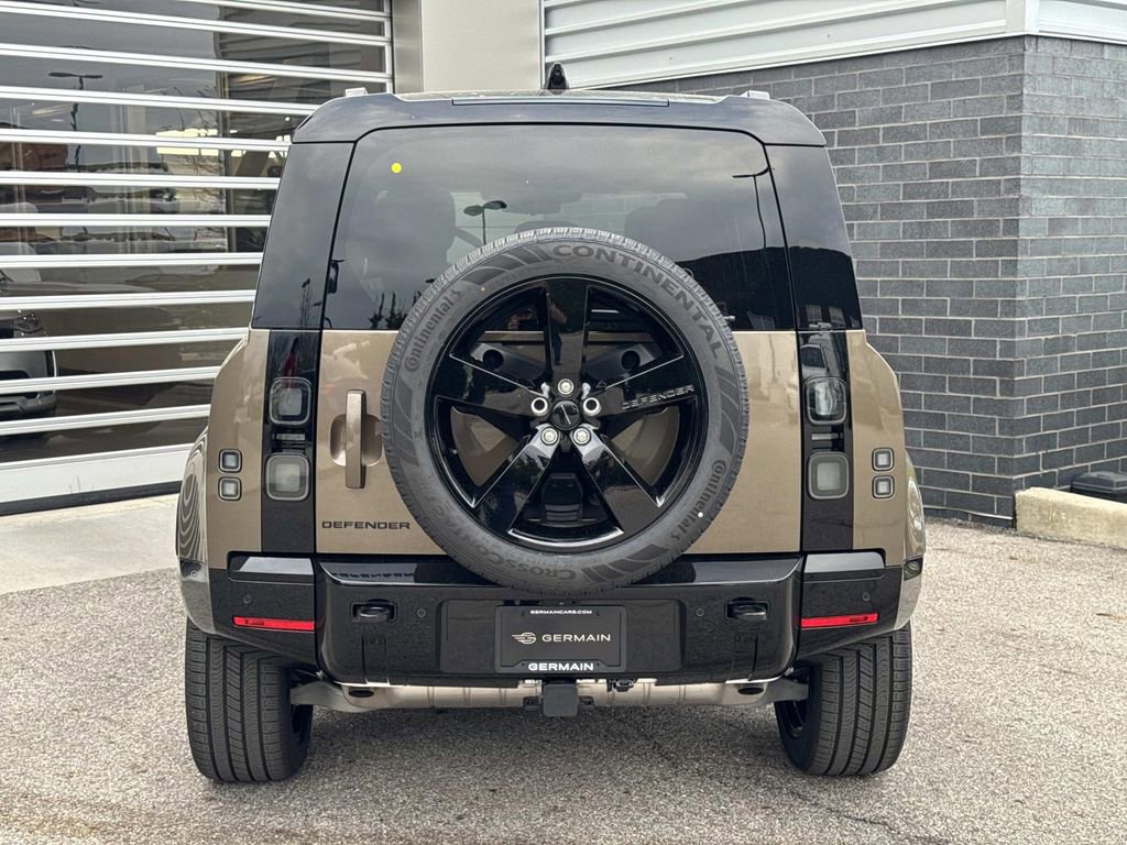 New 2026 Land Rover Defender 110 X-Dynamic SE image 6