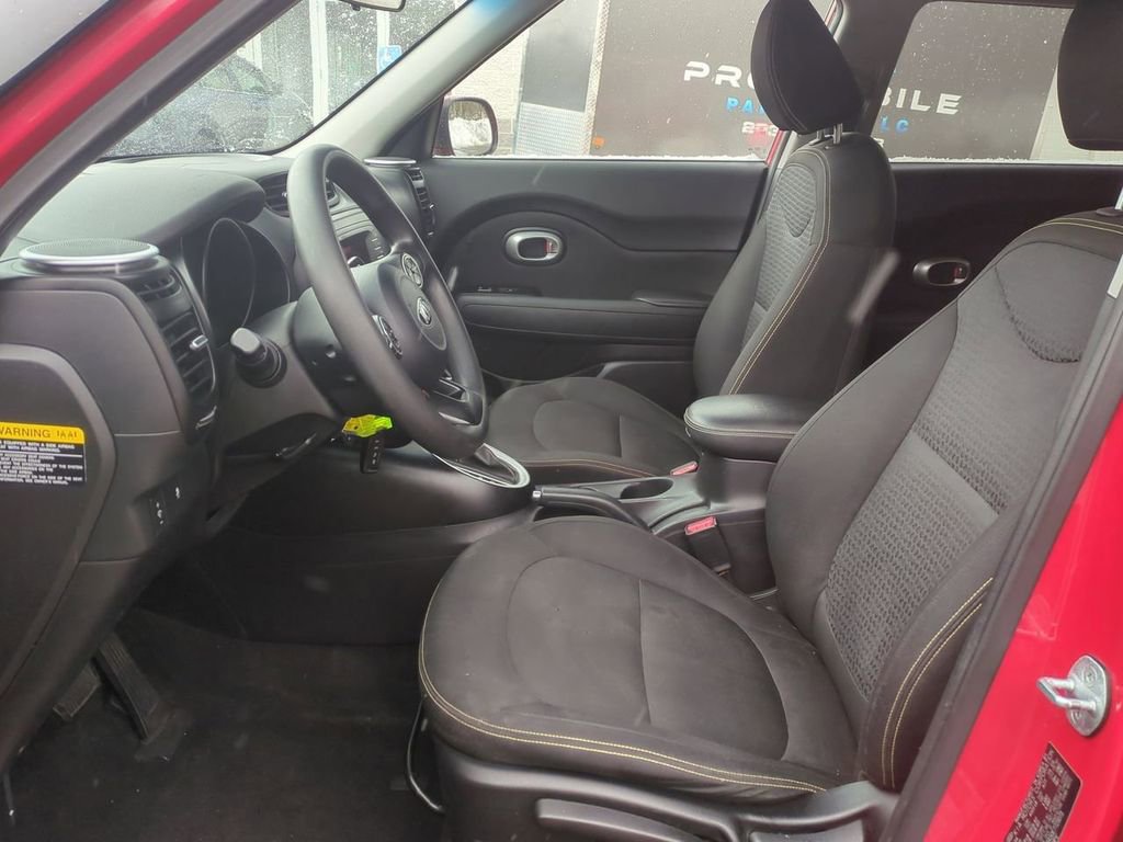 Used 2014 Kia Soul + image 20