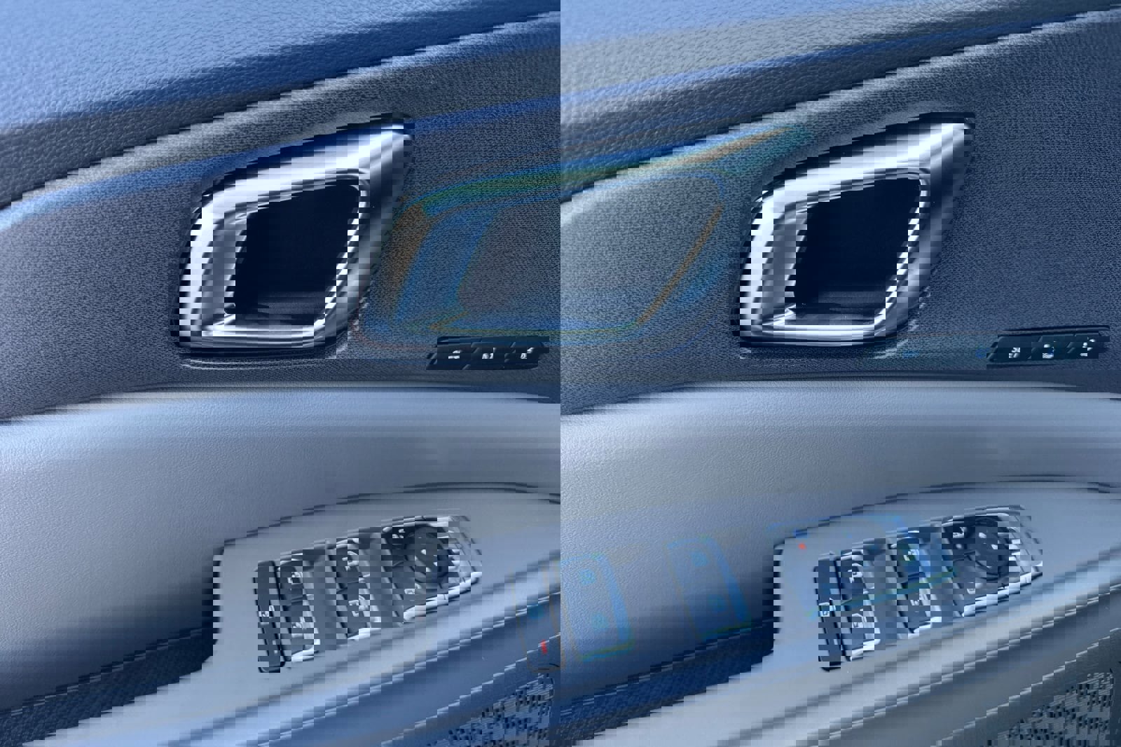 New 2026 Kia Carnival EX image 11