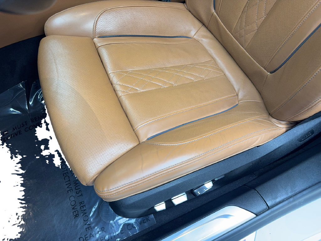 Used 2021 BMW 750i xDrive w/ Executive Package AWD/4WD image 32