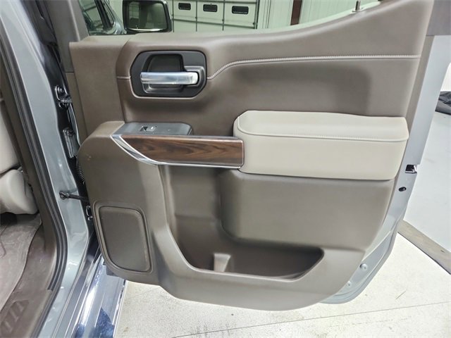 Used 2021 GMC Sierra 1500 SLT w/ SLT Premium Package image 41