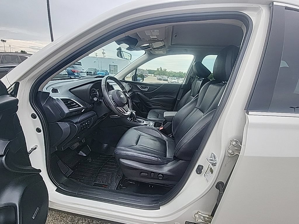 Used 2024 Subaru Forester Touring AWD/4WD image 9