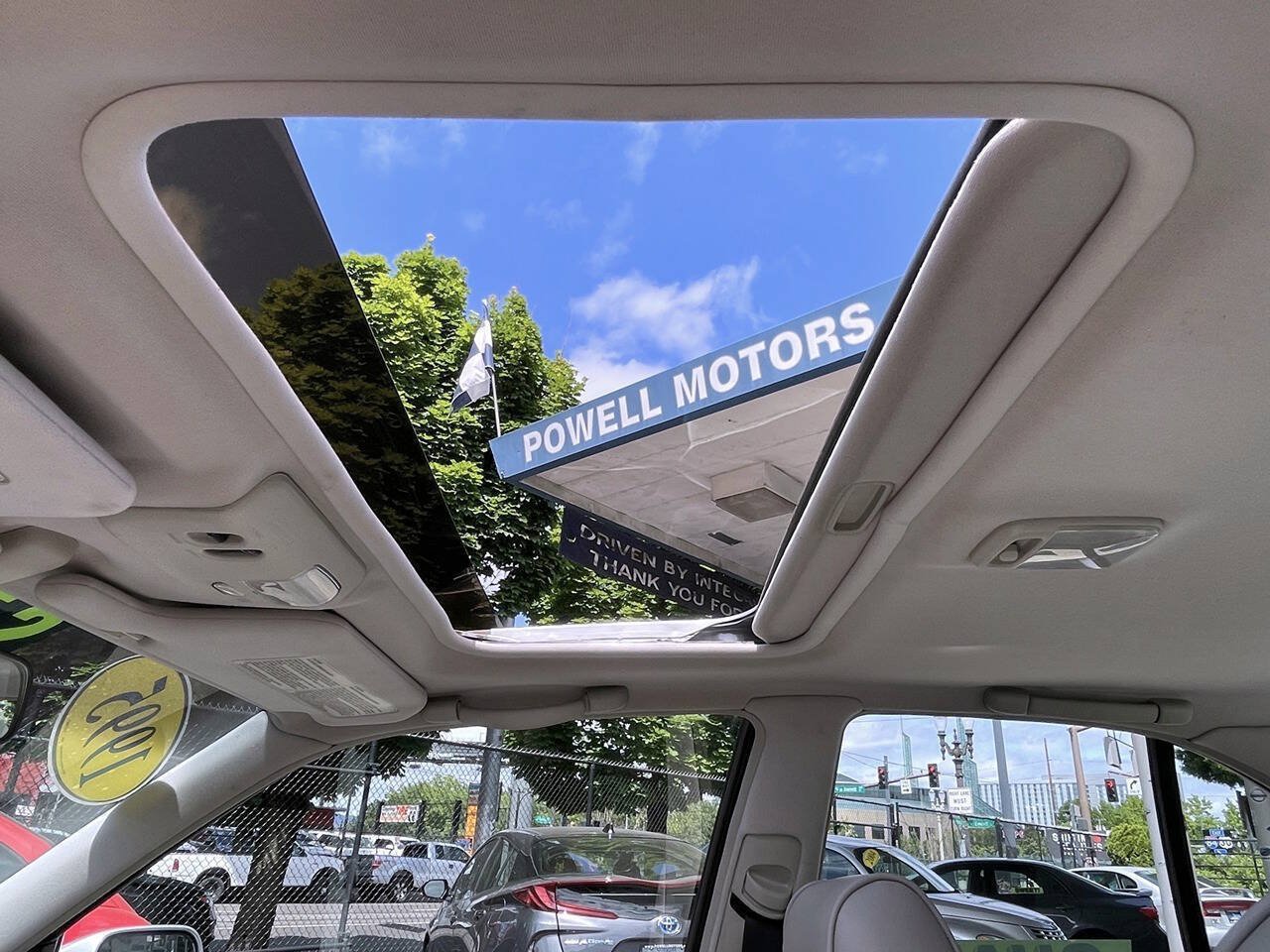 Used 1995 INFINITI G20 FWD image 16