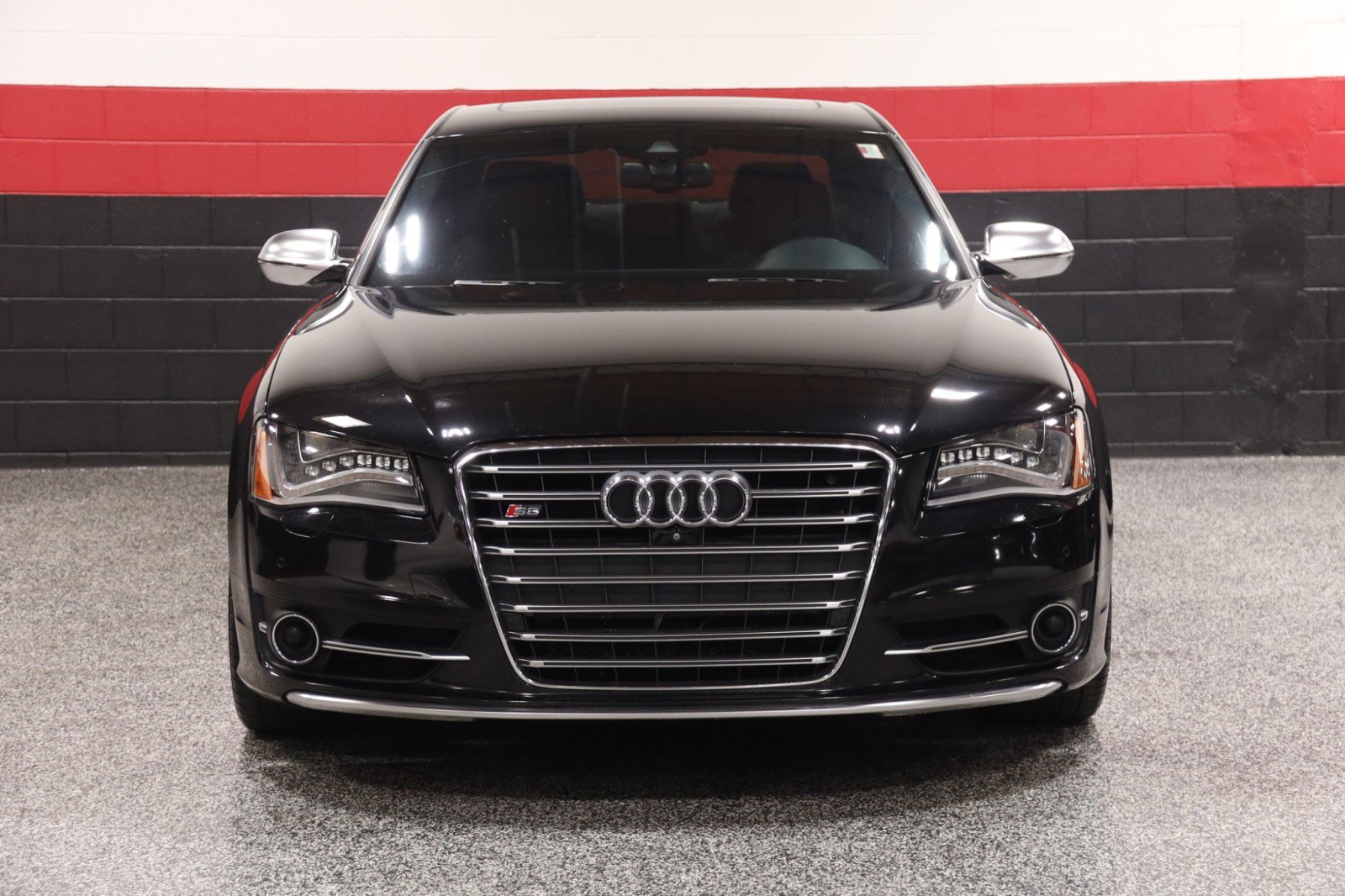 Used 2014 Audi S8 AWD/4WD image 23