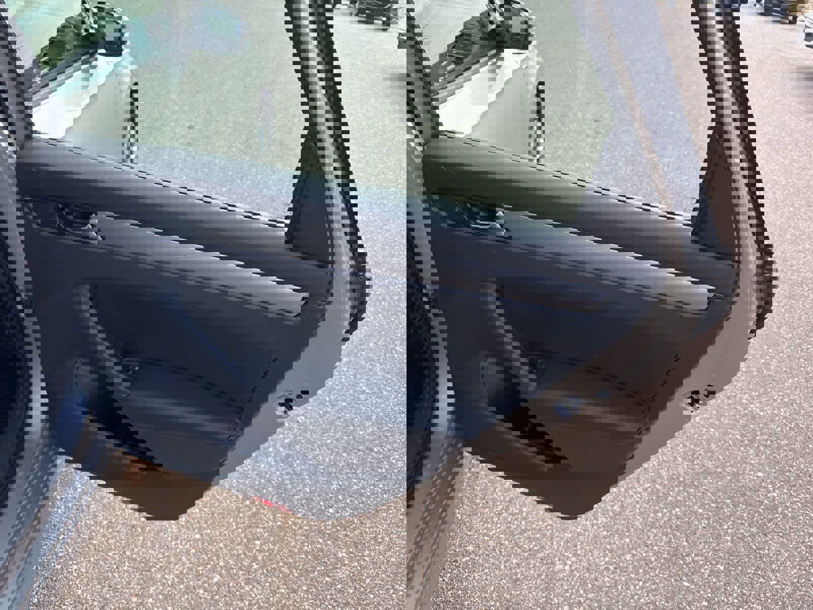 Used 2013 Volkswagen Passat Wolfsburg Edition image 25