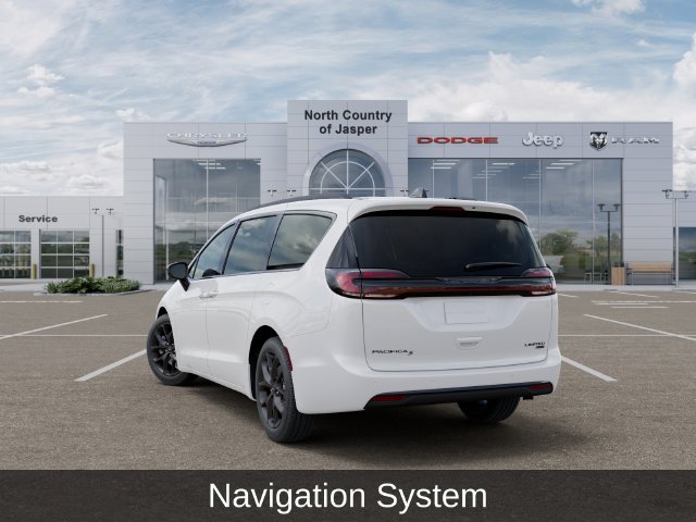 New 2027 Chrysler Pacifica Limited AWD/4WD image 4