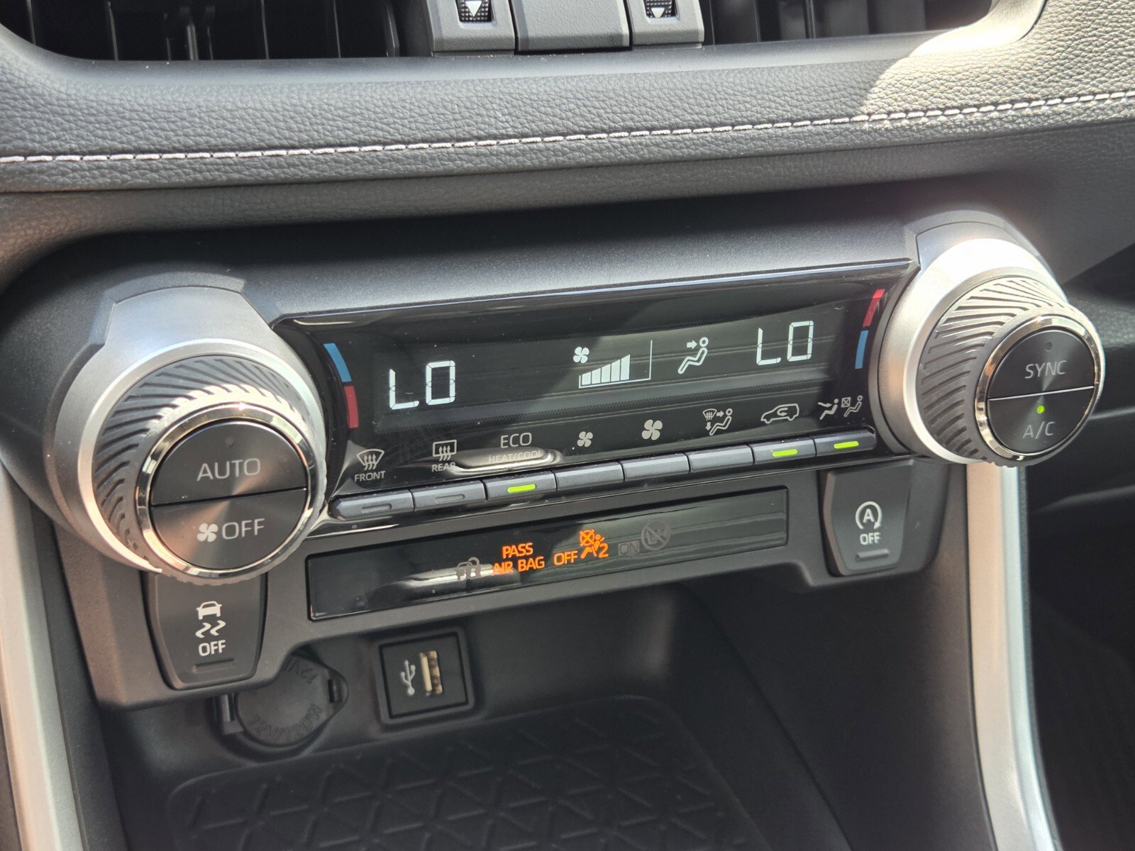 Certified 2025 Toyota RAV4 XLE Premium image 15