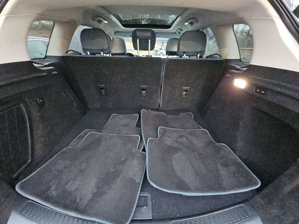 Used 2021 Lincoln Corsair Reserve w/ Elements Package image 17