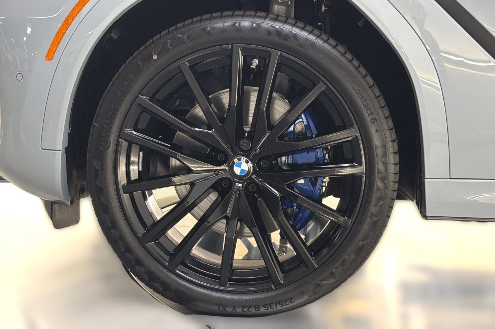 New 2026 BMW X6 xDrive40i w/ Executive Package AWD/4WD image 11