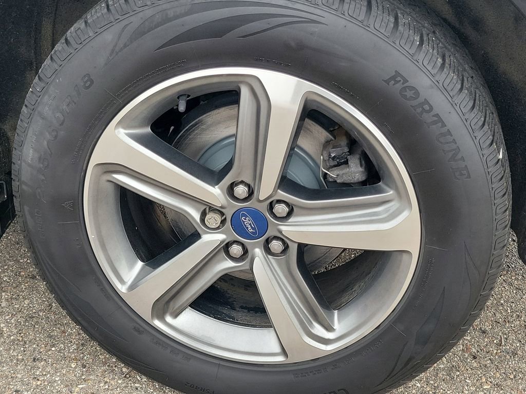 Used 2020 Ford Edge SEL w/ Convenience Package image 34