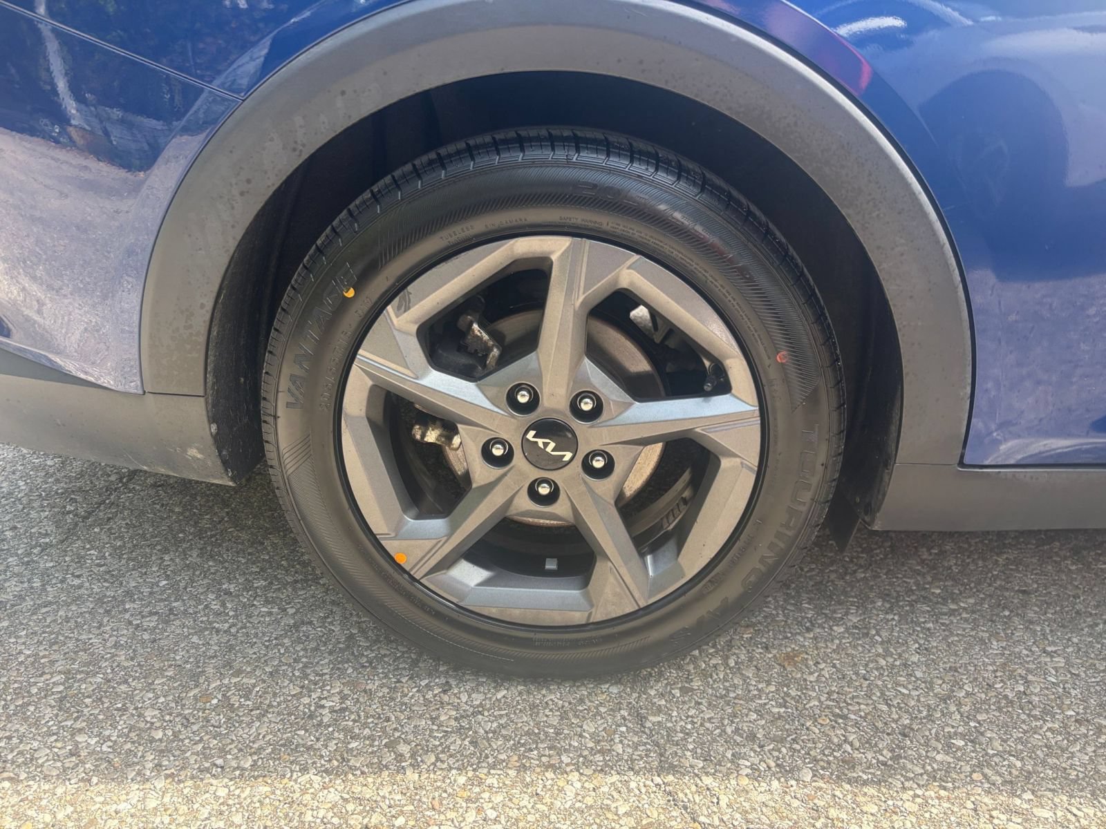 Used 2025 Kia K4 FWD image 28