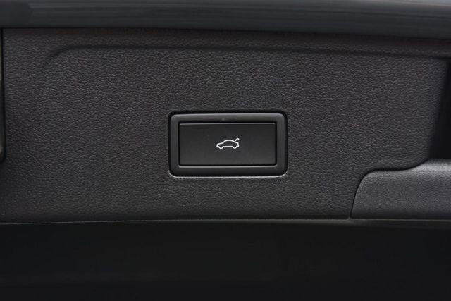 New 2026 Volkswagen Atlas Cross Sport SE image 25