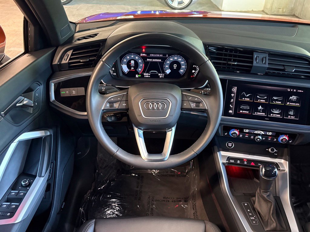 Used 2025 Audi Q3 2.0T Premium Plus w/ Premium Plus Package AWD/4WD image 15