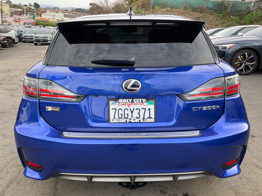 Used 2014 Lexus CT 200h w/ F Sport w/Nuluxe Interior FWD image 5