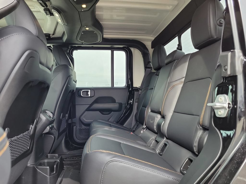 New 2026 Jeep Gladiator Sport AWD/4WD image 12