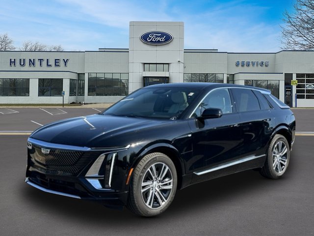 Used 2024 Cadillac Lyriq Luxury