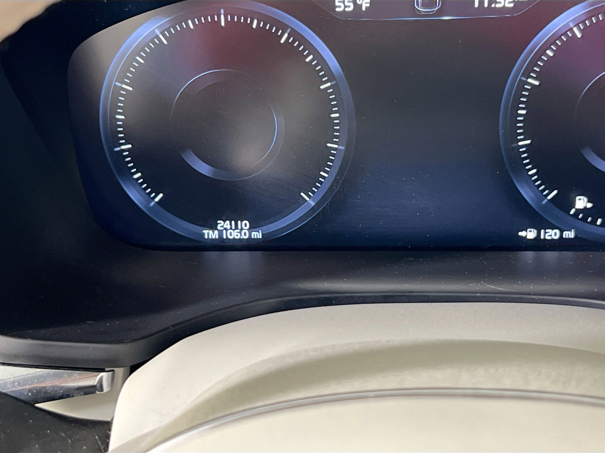 Used 2021 Volvo XC60 T5 Inscription image 12