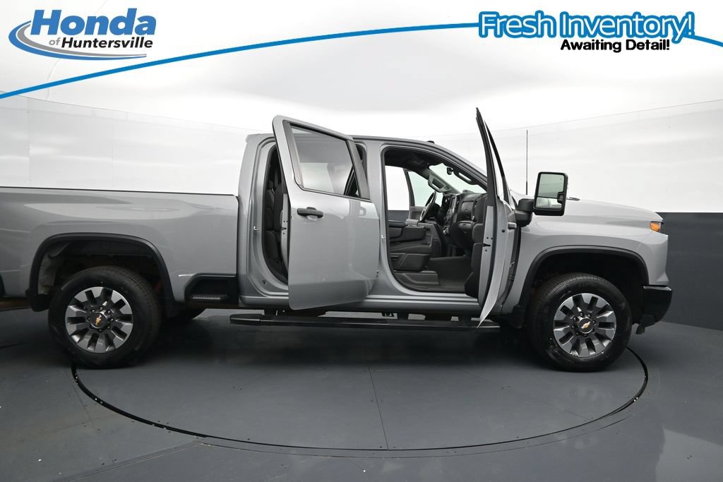Used 2024 Chevrolet Silverado 2500 Custom w/ Custom Value Package AWD/4WD image 41