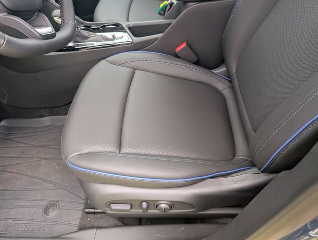 New 2026 Buick Encore GX Sport Touring w/ Advanced Technology Package AWD/4WD image 19