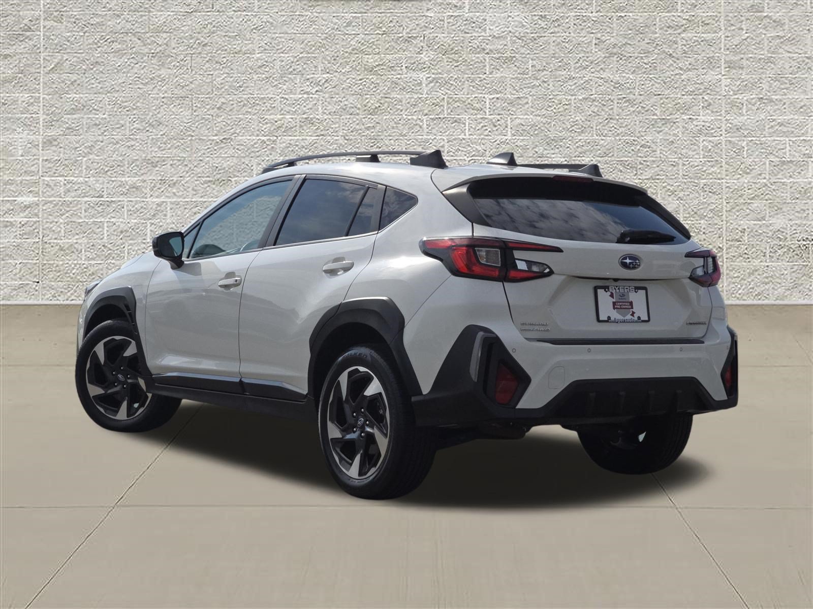 Used 2024 Subaru Crosstrek 2.5i Limited AWD/4WD image 5