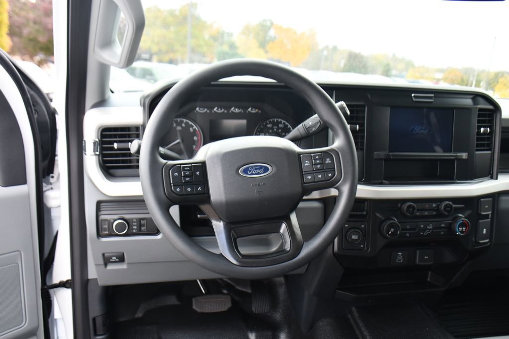 New 2026 Ford F350 XL image 12