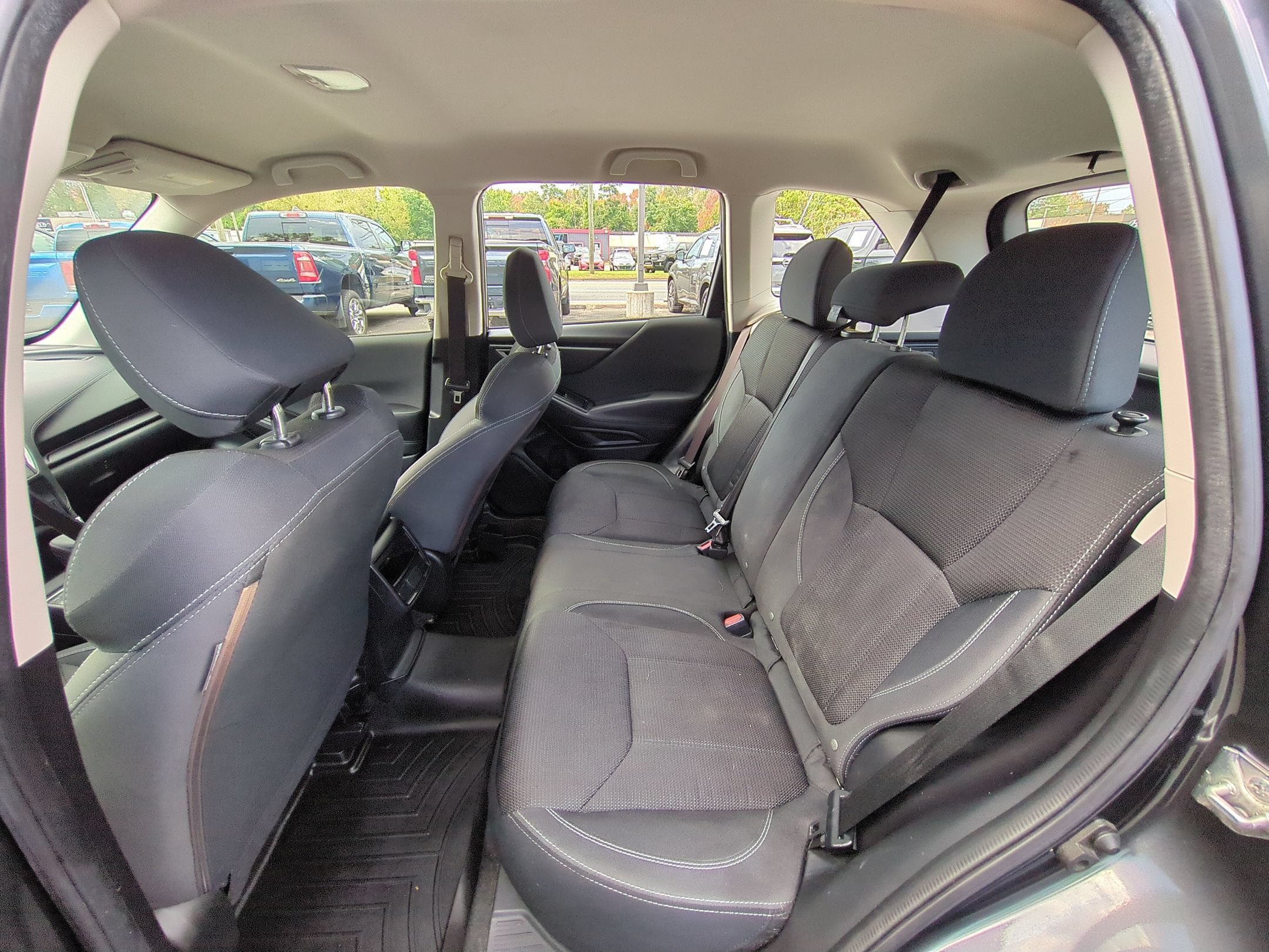 Used 2019 Subaru Forester AWD/4WD image 29