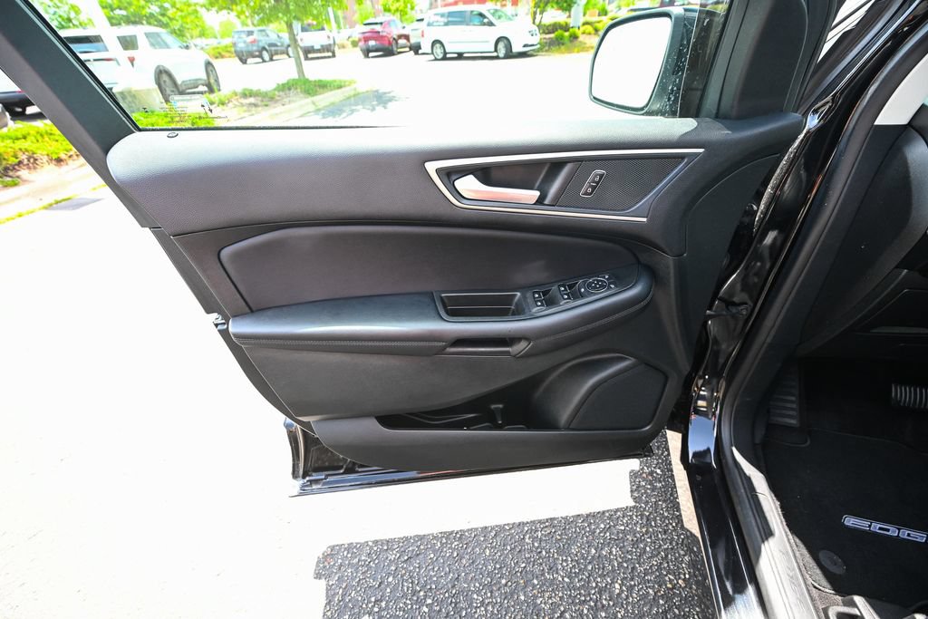Used 2023 Ford Edge SEL w/ Convenience Package AWD/4WD image 21