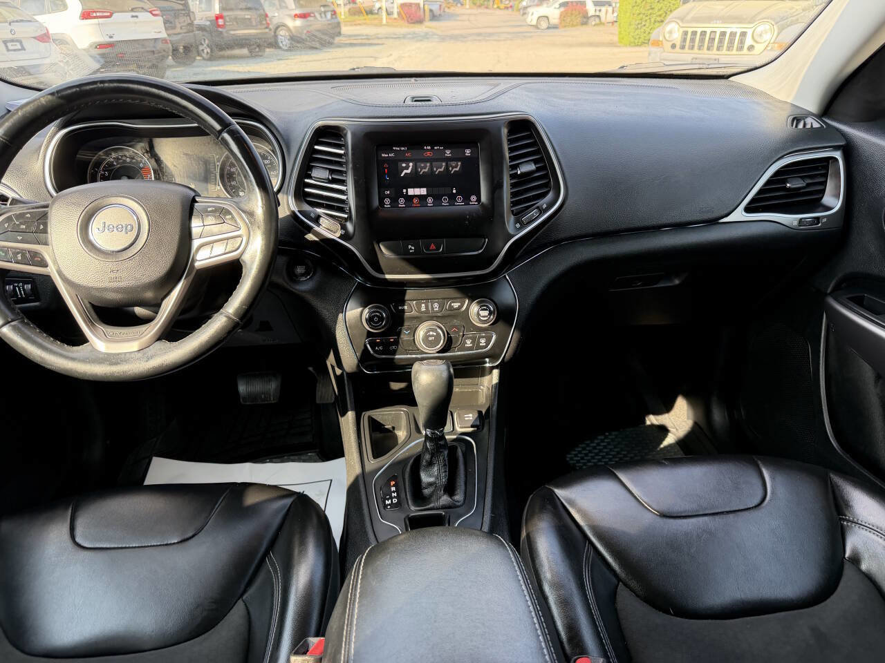 Used 2019 Jeep Cherokee Latitude Plus image 28
