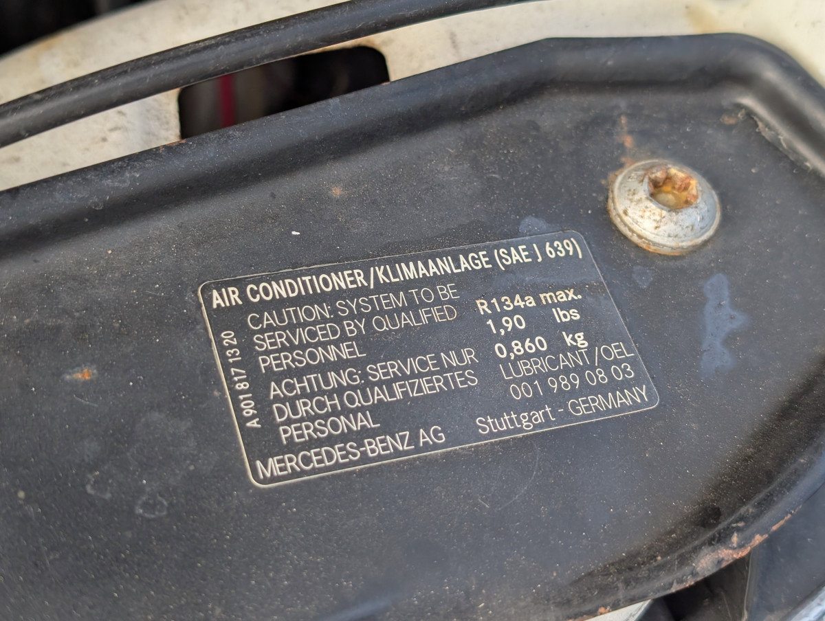 Used 2005 Dodge Sprinter 2500 w/ PWR Convenience Group image 41