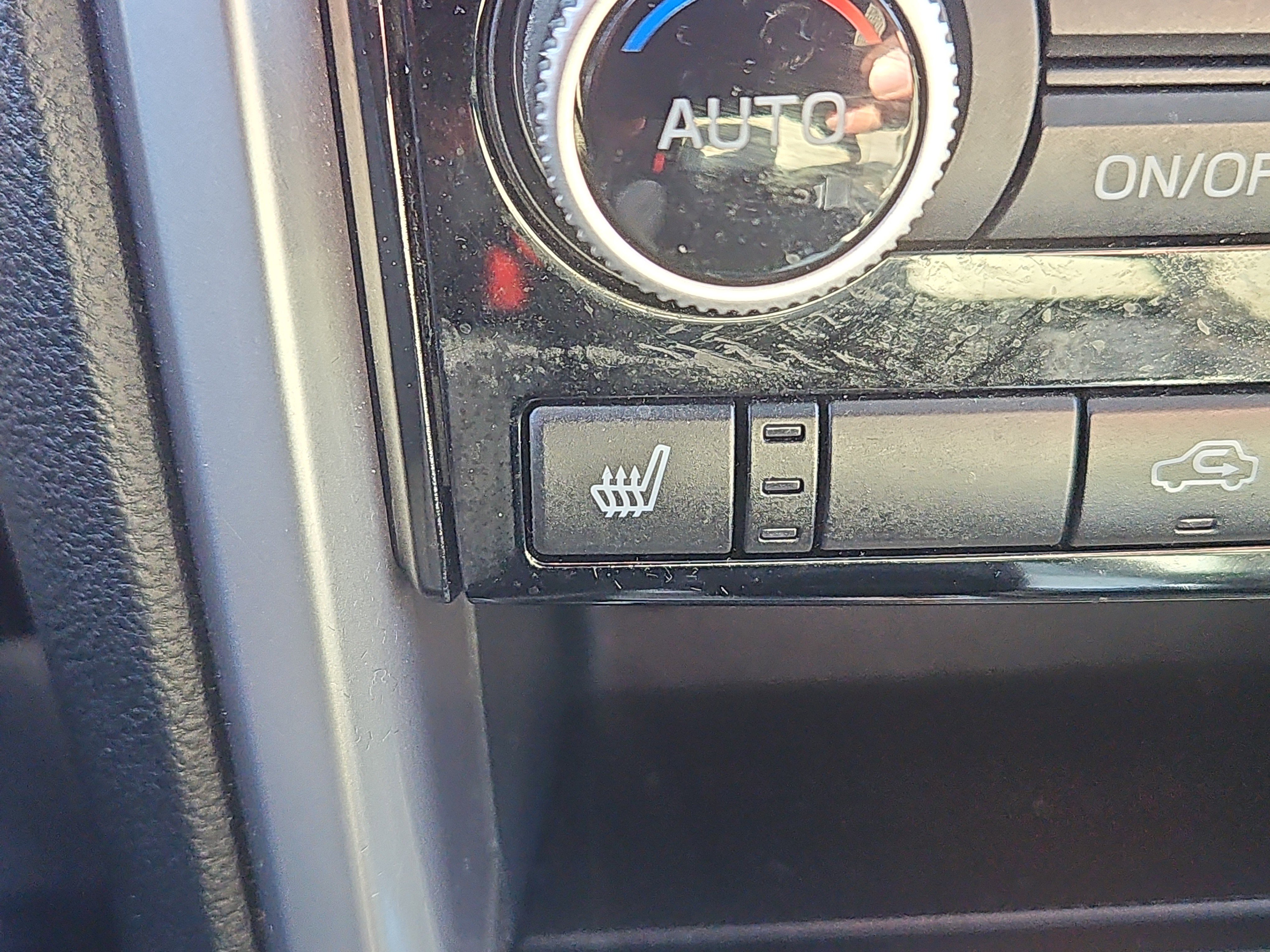 Used 2020 Subaru Ascent Premium w/ Sport Package image 12