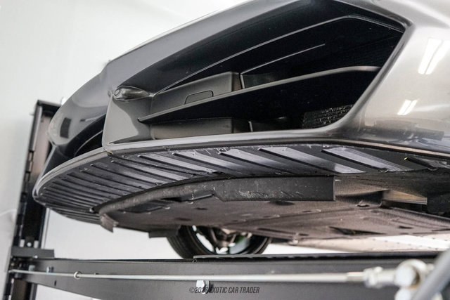 Used 2017 Lamborghini Huracan LP 580-2 RWD image 97