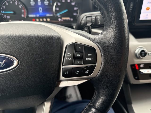 Used 2020 Ford Explorer XLT w/ Comfort Package image 15