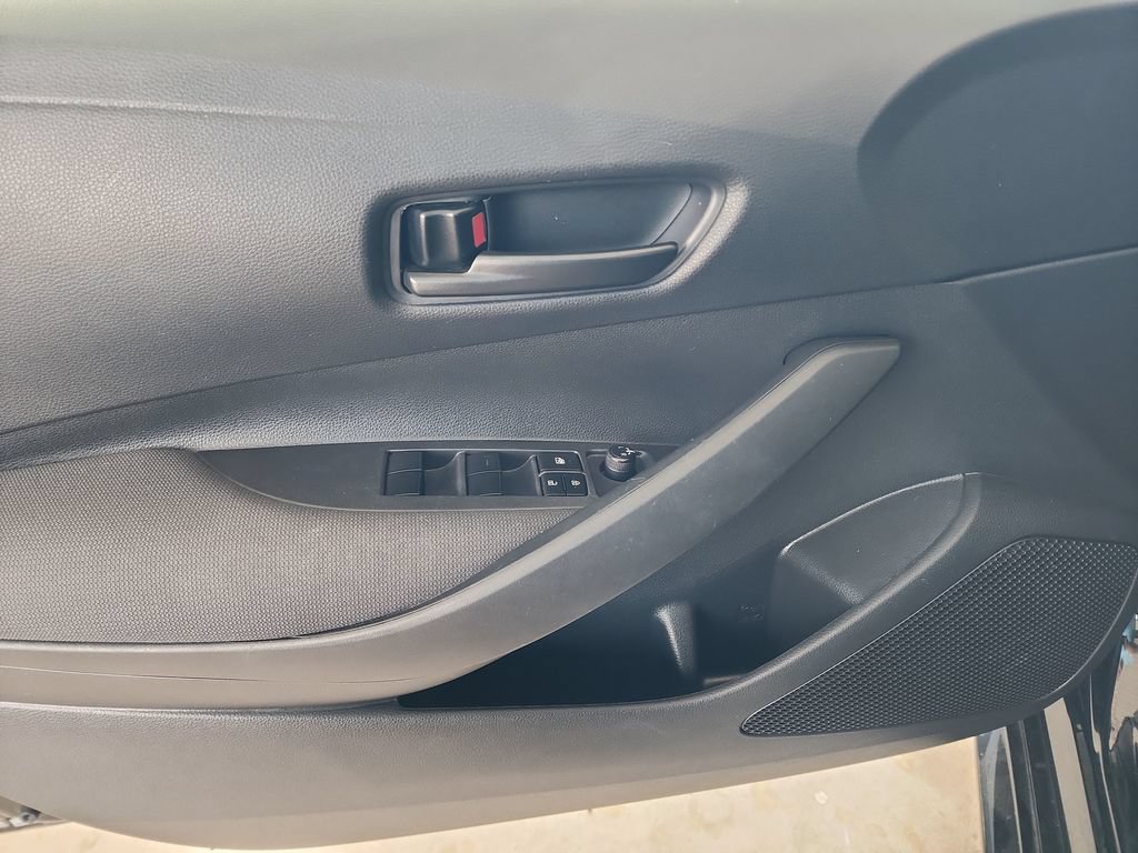 Used 2024 Toyota Corolla LE FWD image 12