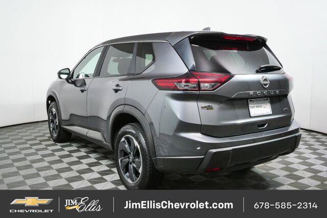 Used 2025 Nissan Rogue SV AWD/4WD image 27