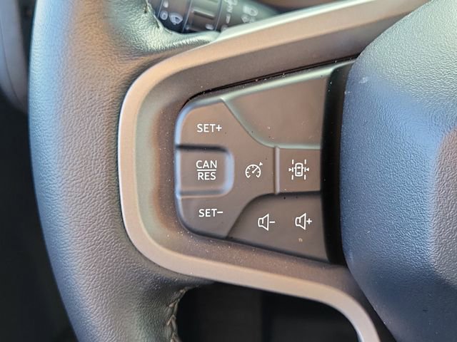 Used 2025 Ford Bronco Big Bend image 5