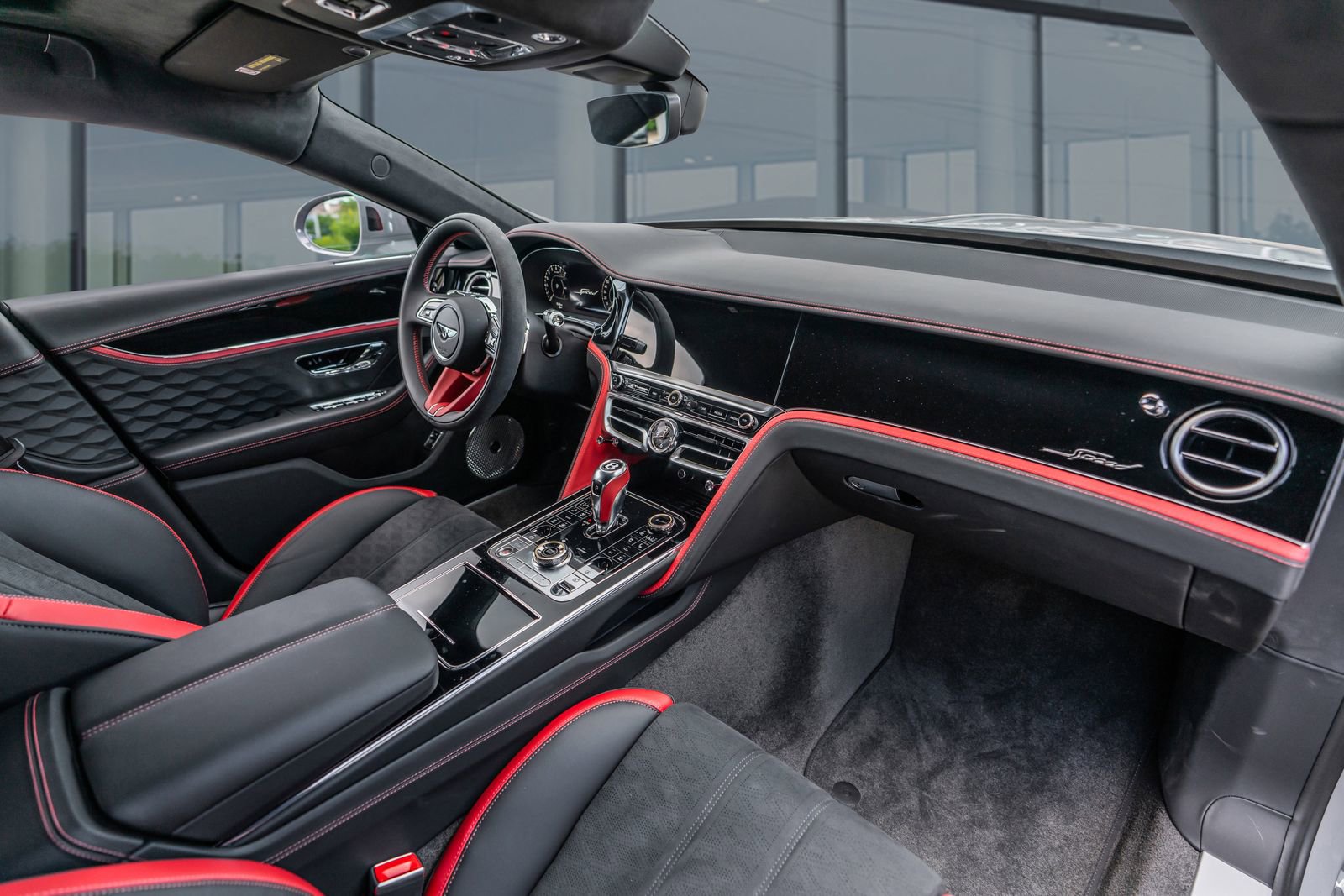 New 2025 Bentley Flying Spur Plug-In Hybrid image 65