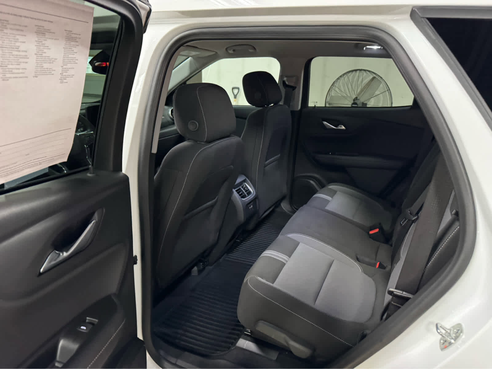 Certified 2025 Chevrolet Blazer LT w/ Convenience Package image 15