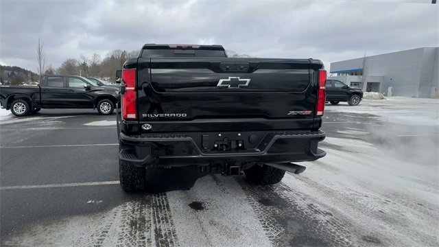 New 2026 Chevrolet Silverado 2500 ZR2 image 7