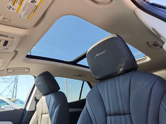 New 2026 Buick Envision Avenir image 10