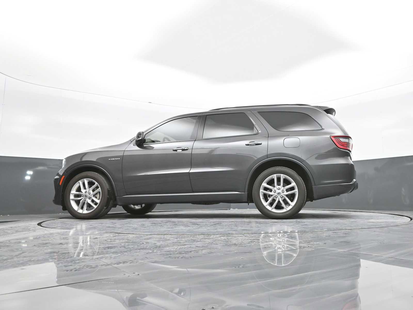 Used 2024 Dodge Durango R/T image 43