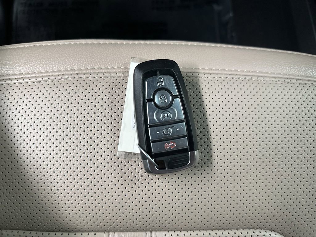 Used 2024 Ford Expedition Limited image 40