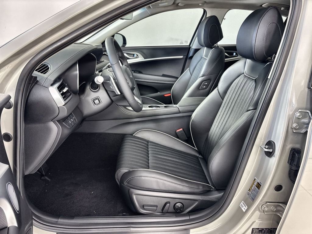 New 2026 Genesis G70 2.5T Prestige RWD image 13