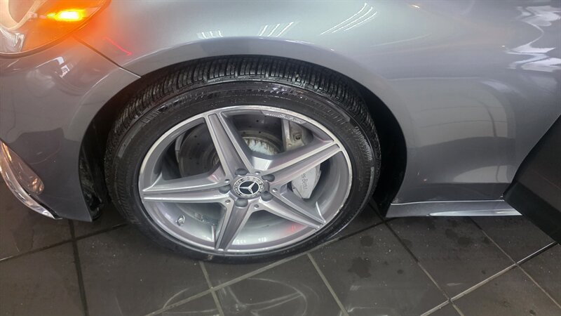 Used 2017 Mercedes-Benz C 300 4MATIC Sedan image 31