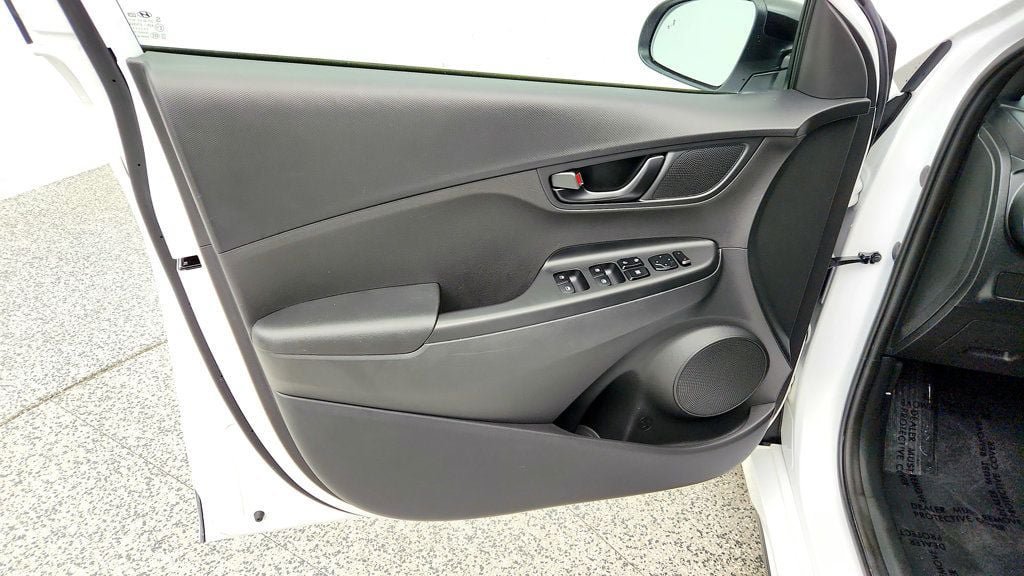 Used 2022 Hyundai Kona N Line AWD/4WD image 10