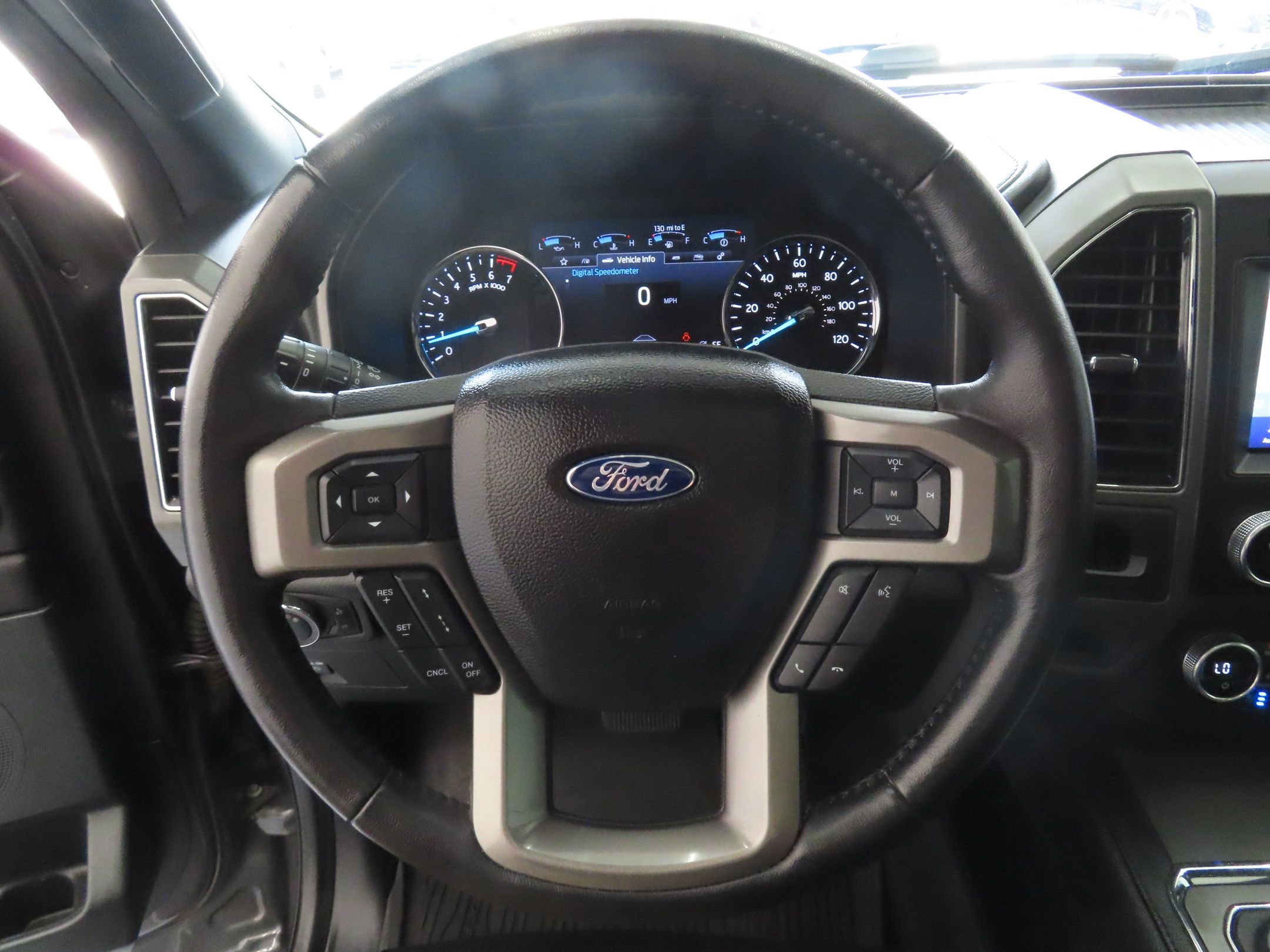 Used 2021 Ford Expedition Max XLT RWD image 16