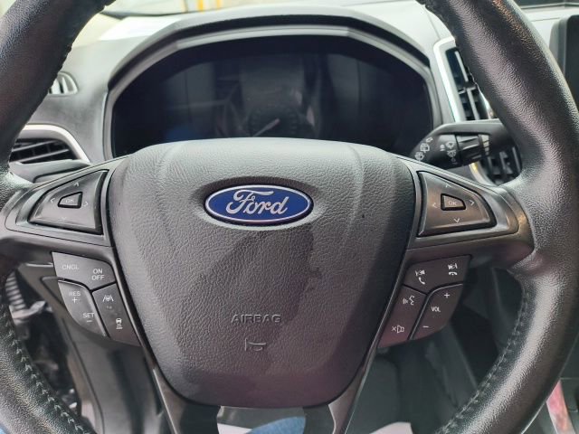 Used 2022 Ford Edge Titanium w/ Equipment Group 301A AWD/4WD image 17