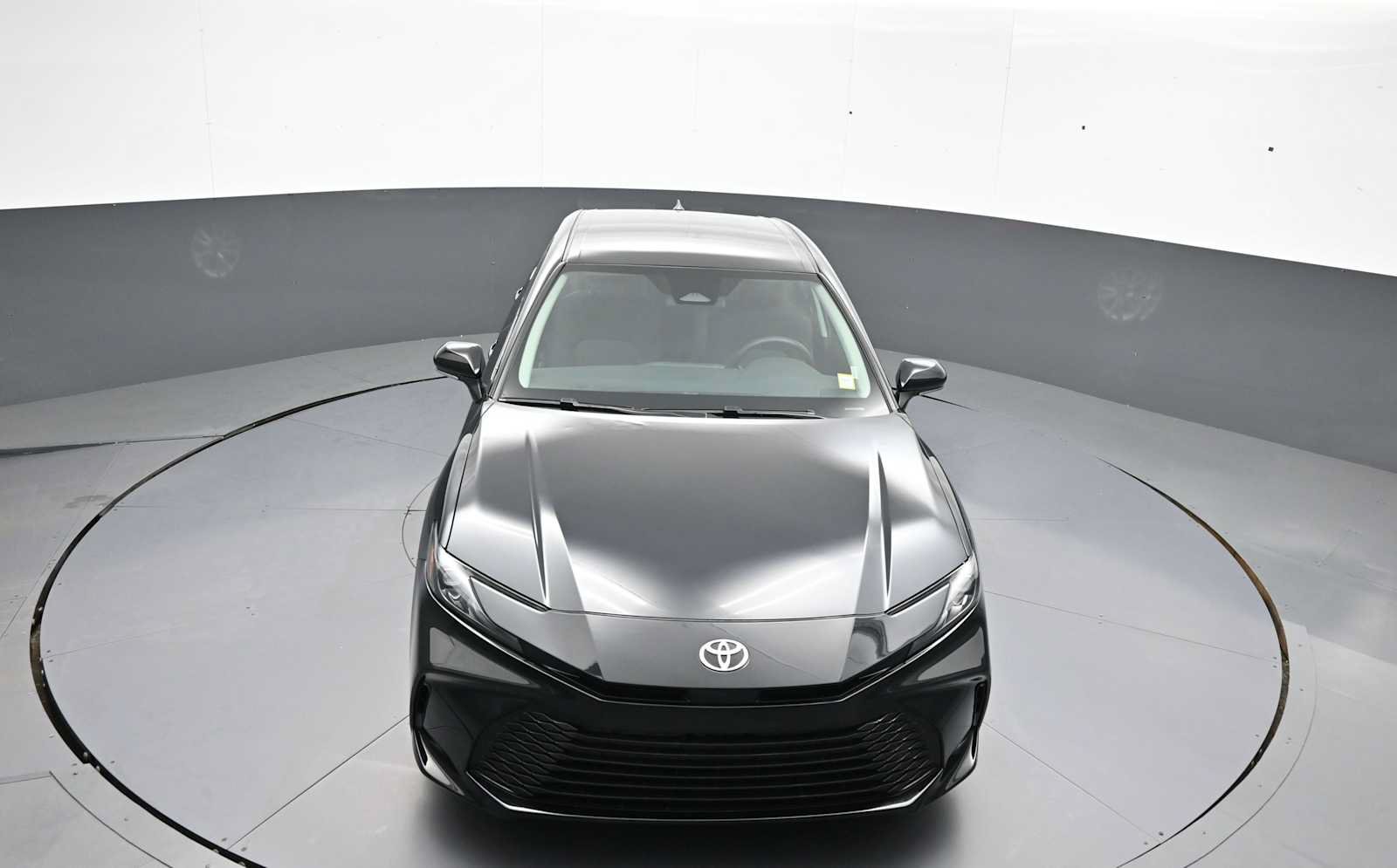 Used 2026 Toyota Camry LE FWD image 33